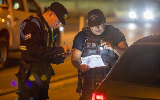 El hijo de Gustavo Fita circulaba a bordo una camioneta oficial sin patente: lo pudieron identificar en el Máximo Abasolo