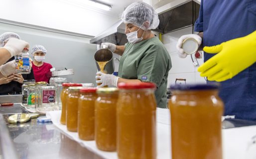 Personas en rehabilitación psicosocial completaron una capacitación en producción de dulces