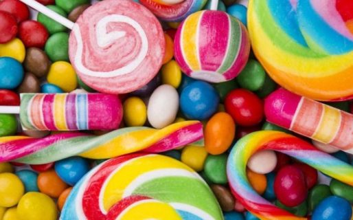 Una tienda mayorista lanzó una colecta solidaria de golosinas con premios para quienes colaboren