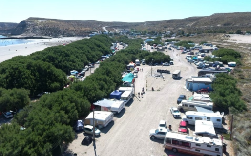 El camping de Puerto Pirámides no tiene lugar hasta el 20 de enero