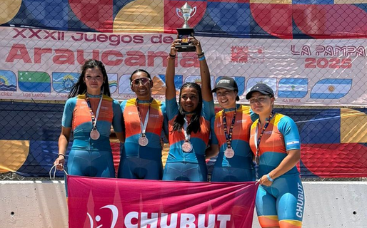Histórico podio del ciclismo femenino de Chubut en la Araucanía
