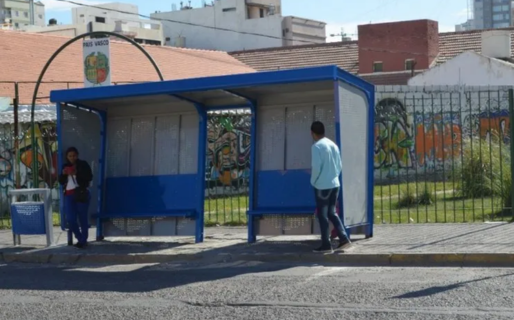 Anunciaron cambios temporales en las paradas de colectivo del centro por obras en Belgrano
