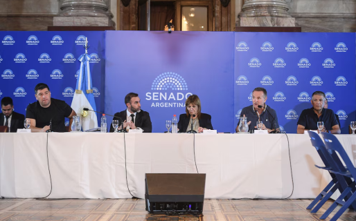 Avanza la reforma laboral en el Senado: hoy continúa el debate y el oficialismo buscará el dictamen