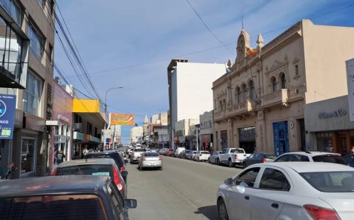 Fijaron horarios reducidos: comercios cerrarán antes en Navidad y fin de año