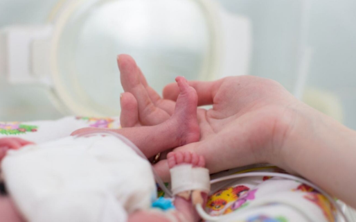 Nacieron trigemelas en Trelew, un “milagro” que ocurre una vez en millones