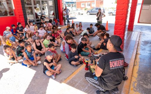 Participantes de las Colonias de Verano visitaron el Cuartel Centro de Bomberos Voluntarios