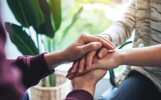 Difunden pautas de salud mental y autocuidado ante los incendios