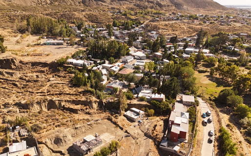 Provincia acompaña a los afectados por el deslizamiento con un plan de asistencia de más de $6.000 millones