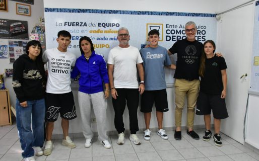 Deportes reafirmó el acompañamiento a futbolistas locales con proyección nacional