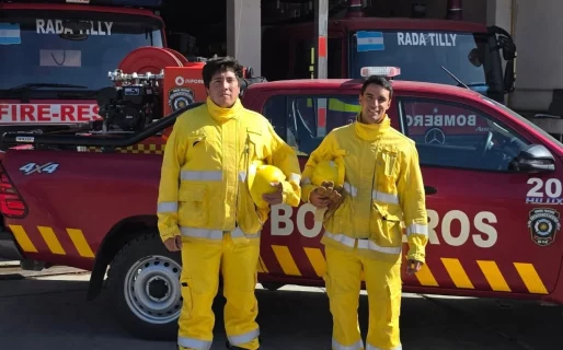 Bomberos de Rada Tilly partieron a la cordillera para combatir incendios forestales