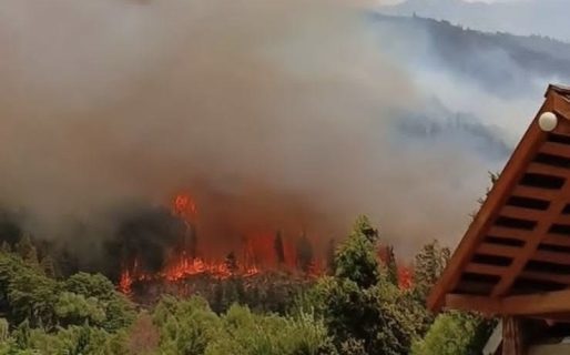 “Se quemó Epuyén entero”: la desesperación de los vecinos por los incendios en la cordillera