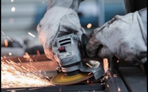 <strong>Se agudiza la pérdida de puestos de trabajo registrados: solo en el último octubre se perdieron 33.100 empleos</strong>