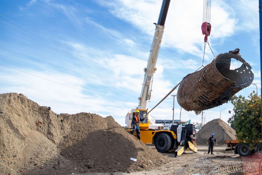 Avanza la obra de reemplazo del pluvial en la Ruta 3 | El Comodorense