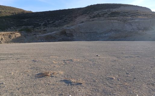 Preocupación vecinal por el Cerro Tres Botellas: “Si esto cede, la zona puede quedar aislada”