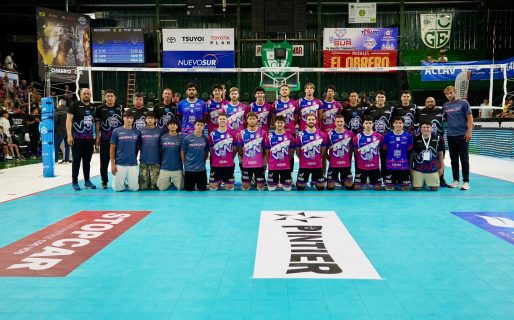 Waiwen se mide contra River