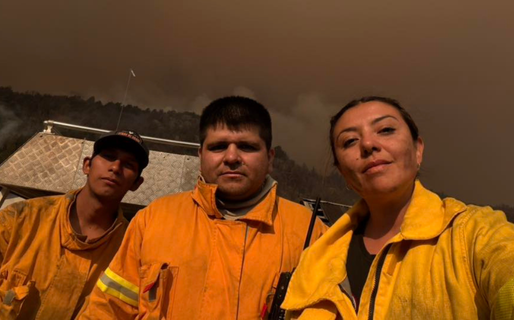 Incendios en la cordillera: Bomberos de Sarmiento informan sobre una jornada crítica por el viento