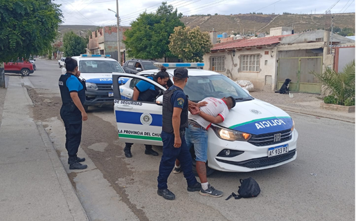 Detuvieron a un hombre por tentativa de robo y abuso sexual en el barrio Máximo Abásolo