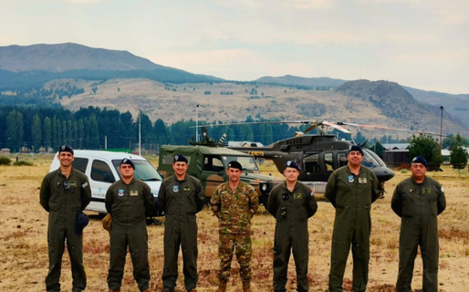 Dos helicópteros Bell 407 se incorporan a la lucha contra el fuego en la Comarca Andina