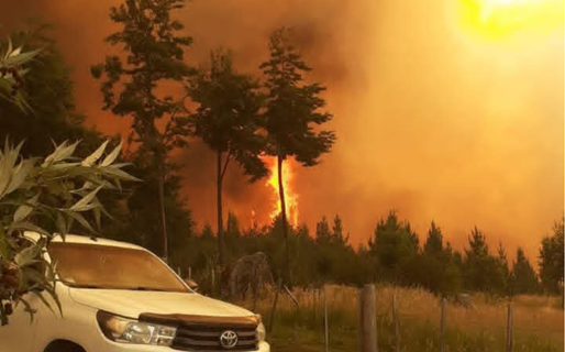 El desesperado pedido de una mujer: «Mi hijo y su papá no pudieron bajar»