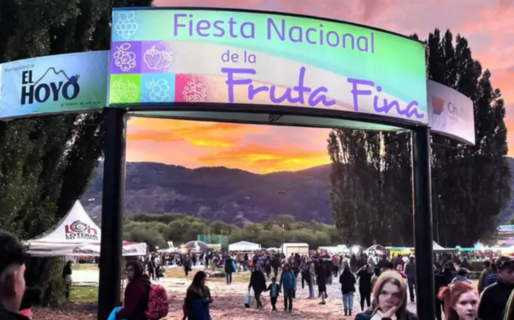 El Hoyo suspendió la Fiesta de la Fruta Fina por el incendio