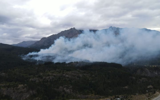 Riesgo de incendios forestales en 16 provincias: alertan por una situación “potencialmente explosiva”