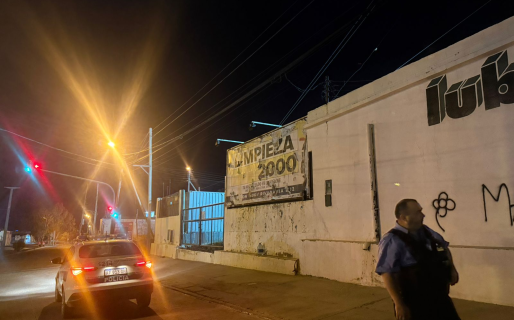 Rompieron una ventana, dejaron rastros de sangre y terminaron aprehendidos