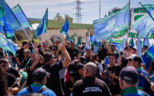 Mientras impulsa la reforma laboral, el Gobierno insiste en ponerle un tope de 2% a las paritarias hasta marzo