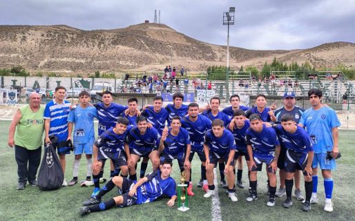 Rincón del Diablo venció a Camioneros y levantó la copa de Verano en Laprida