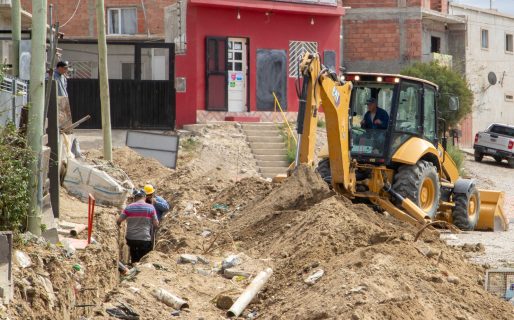 Avanza la red de gas que conectará a 174 familias en el barrio Abel Amaya