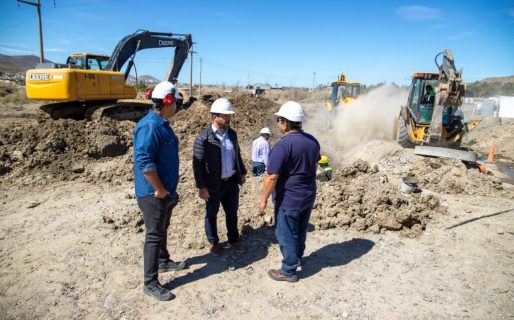 Avanza la construcción del colector cloacal que beneficiará a 1400 familias de zona sur