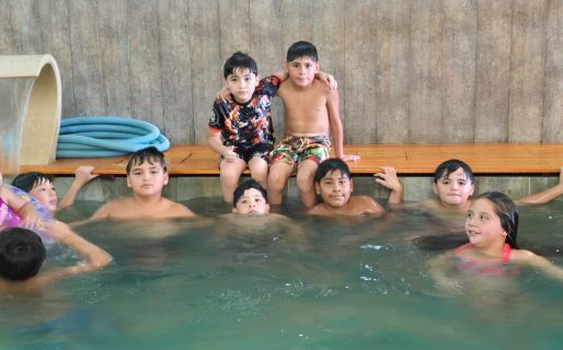 Tiziano pudo celebrar su cumpleaños en una pileta gracias a la solidaridad de los comodorenses