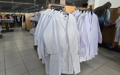 Comenzó el movimiento en los locales de uniformes escolares: «Los precios están más bajos que el año pasado»