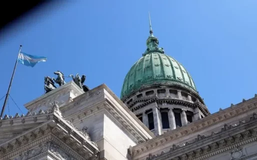 Tres peronistas dejan el bloque y cambia el mapa de poder en el Senado