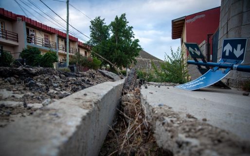 “El miedo de quedarse y no tener adónde ir”: diez familias siguen en El Marquesado tras el deslizamiento