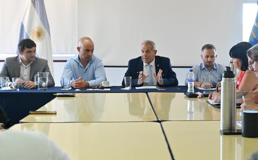 Provincia y gremios docentes iniciaron la negociación salarial 2026 en Rawson