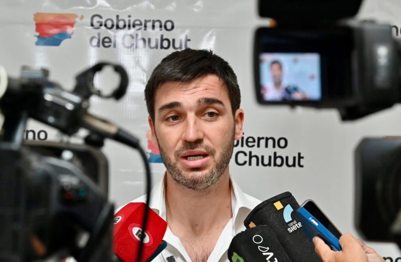 Torres sobre la presencia de Milei en los incendios: “Es probable que estorbe”