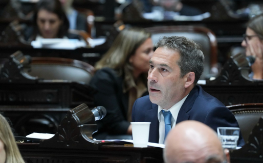 Luque rechazó la reforma laboral y advirtió sobre el impacto directo en Chubut