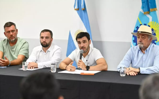 Torres encabezó la licitación de la obra del conducto pluvial de descarga al mar