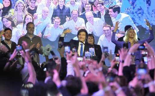 Respaldado por las recientes victorias legislativas, el Gobierno evalúa impulsar una reforma electoral con vistas al 2027