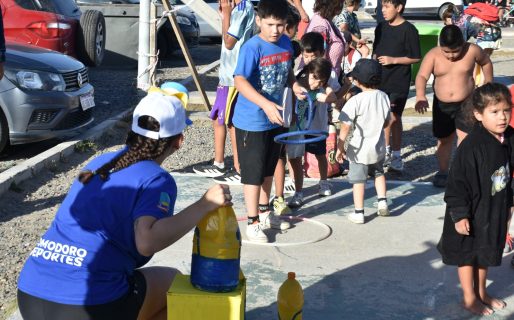 Continúan las propuestas recreativas de verano en la costanera y las plazas