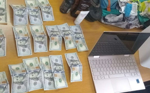 Intentaron escapar saltando alambrados, pero fueron interceptados por la policía