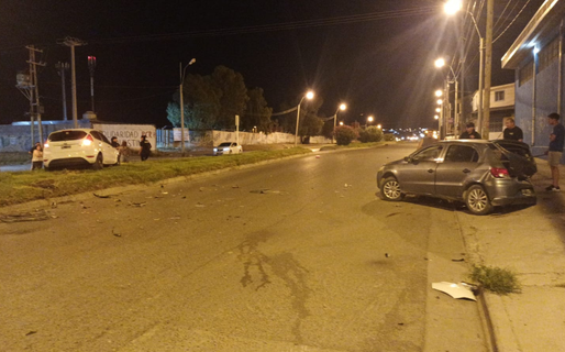 Un joven chocó y abandonó su vehículo tras asustarse por el impacto