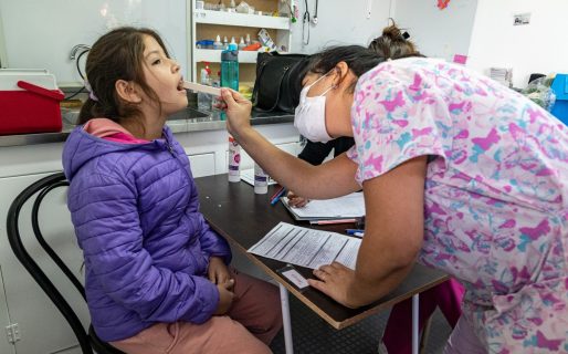 El tráiler de Salud Municipal realiza controles y vacunación para el ciclo lectivo 2026