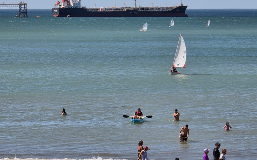 Domingo con calor intenso y ráfagas