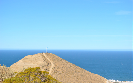 Lunes caluroso con fuertes vientos