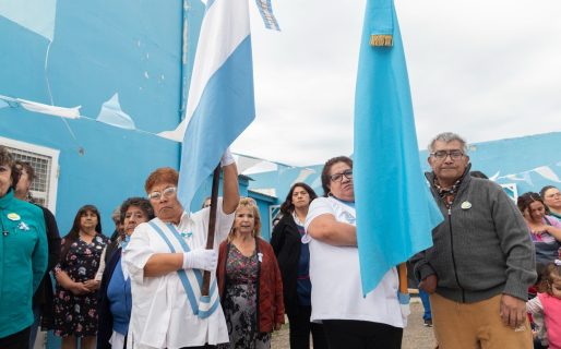 Emotivo izamiento en el Centro de Día San Martín en honor a la causa Malvinas