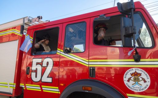 Bomberos del cuartel central celebran su aniversario con un llamado solidario a donar sangre