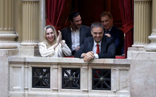 El Gobierno ensayó una tregua, se alineó detrás de Adorni y busca dejar atrás la polémica