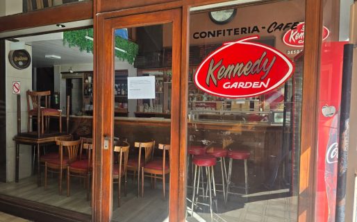 Cierra un café emblemático de Comodoro Rivadavia, marcando el fin de una «segunda casa» para sus habitués