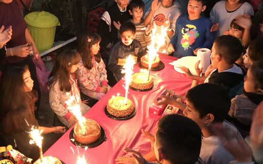 Vuelven los cumpleaños solidarios: lanzan campaña para celebrar a niños del merendero de Sabina